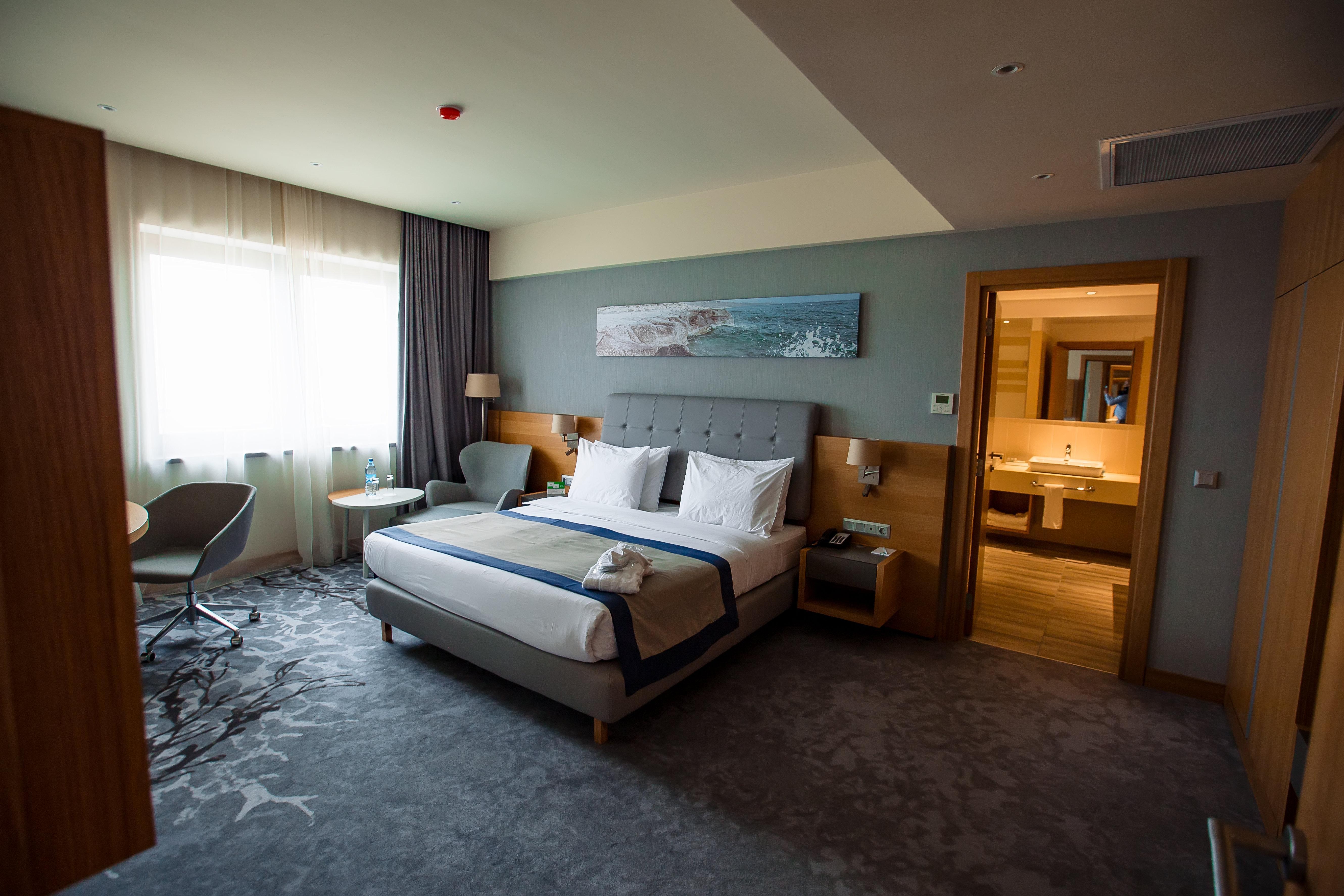 Holiday Inn - Aktau - Seaside By Ihg Exterior foto
