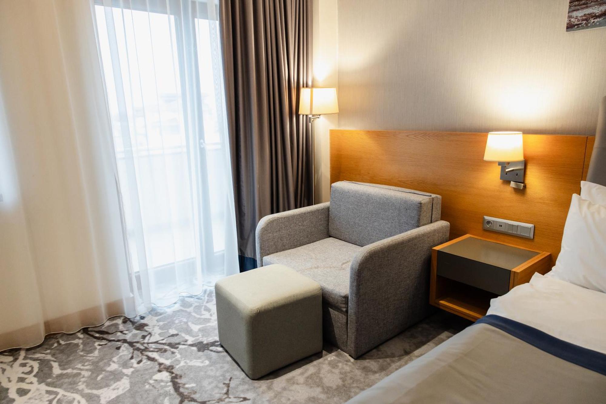 Holiday Inn - Aktau - Seaside By Ihg Exterior foto