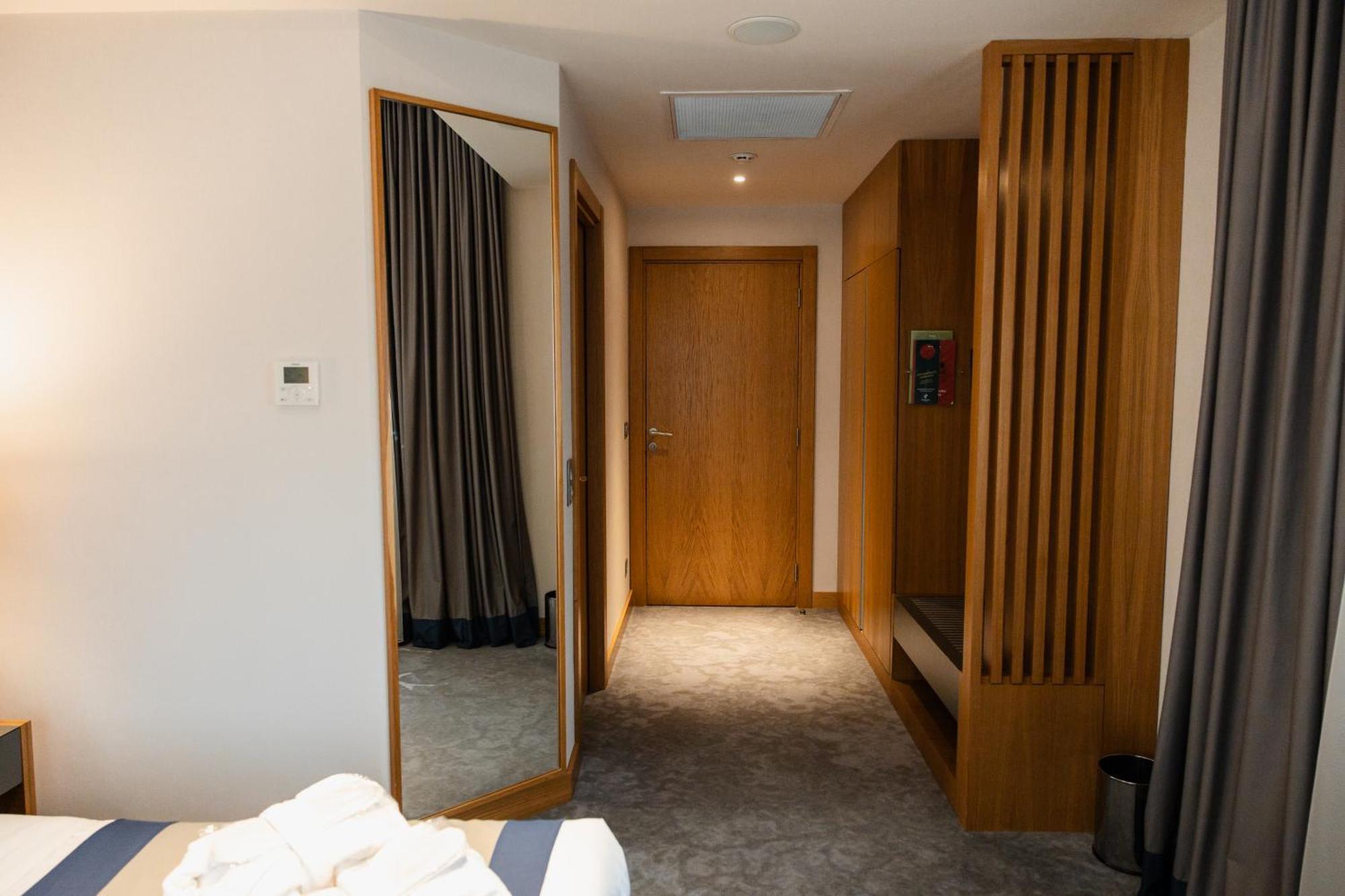 Holiday Inn - Aktau - Seaside By Ihg Exterior foto