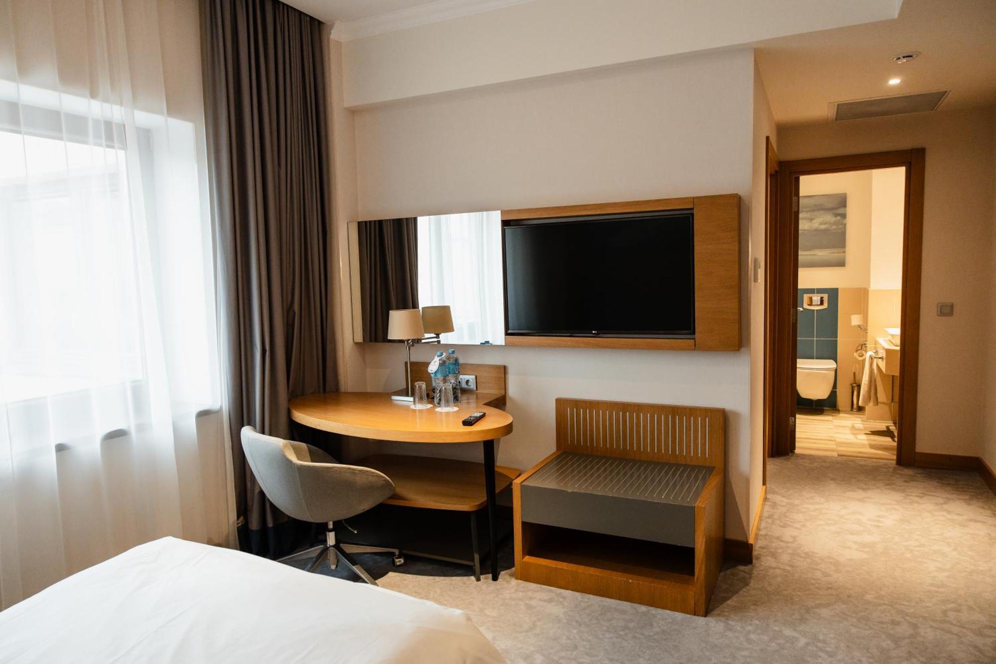 Holiday Inn - Aktau - Seaside By Ihg Exterior foto